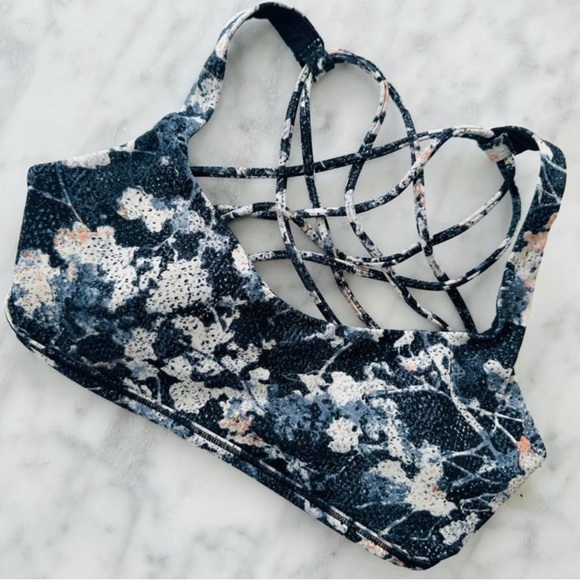 Lululemon Free To Be Bra Wild 6 Spring Bloom Multi #W2AAOS Gym Yoga Strappy - Picture 1 of 4